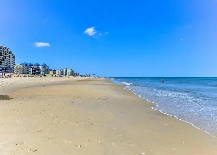 Updated 2 Bedroom In Tiffanie By The Sea With Outdoor Pool, Steps To The Beach! * Ocean City